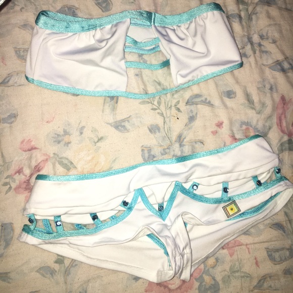 Rave outfit - Picture 4 of 4